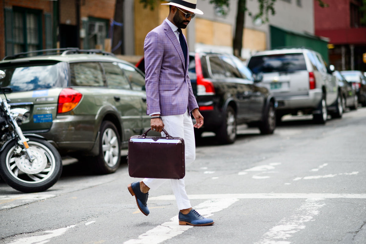 On... Going Sockless - part #1 - The Feeting Room