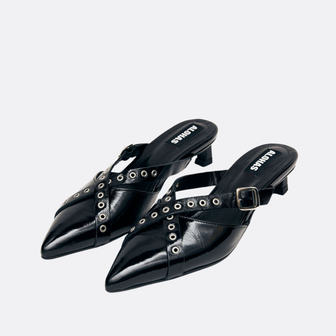 <PRODUCTTITLE> in Black by Alohas.