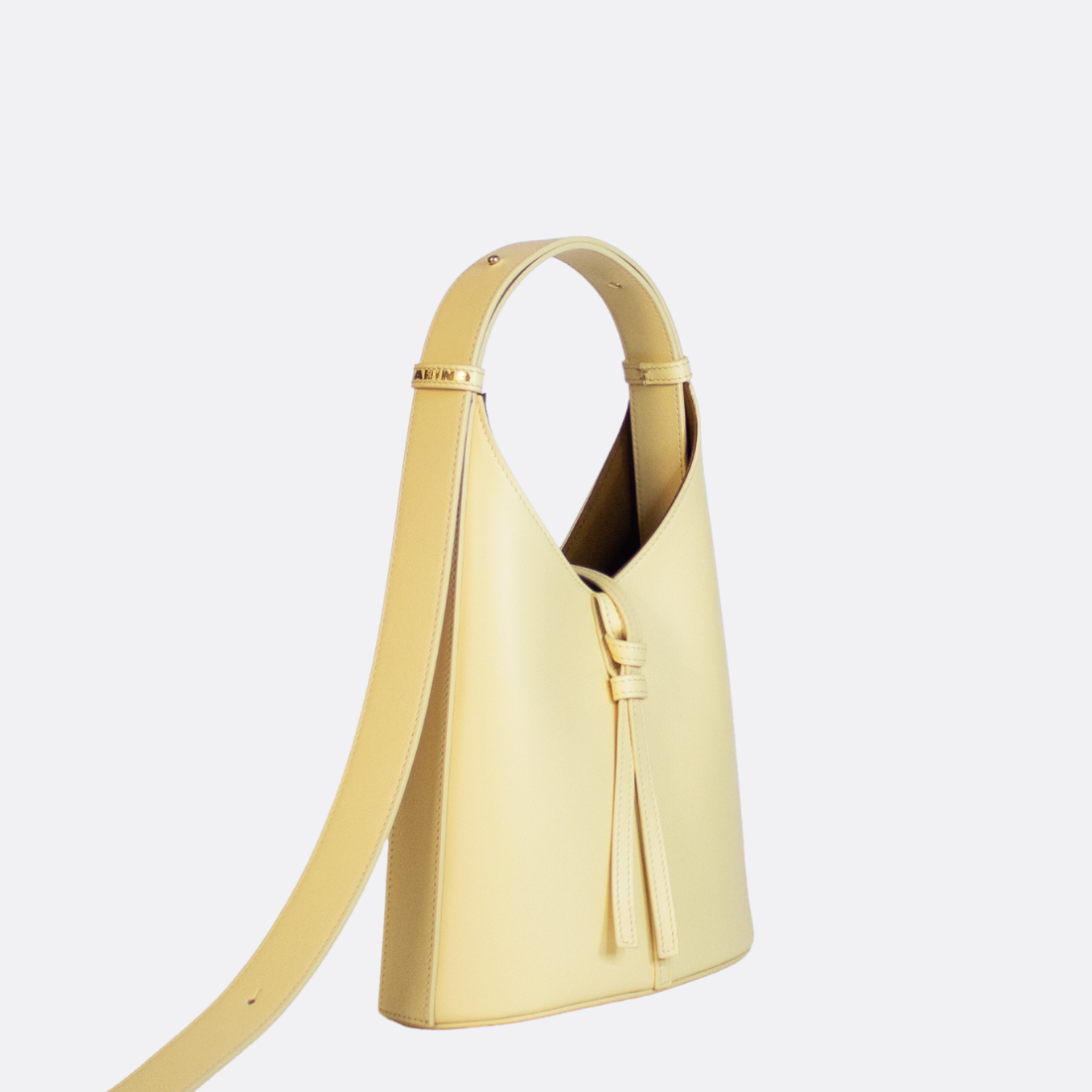 <producttitle> en jaune par Marìna Brand.