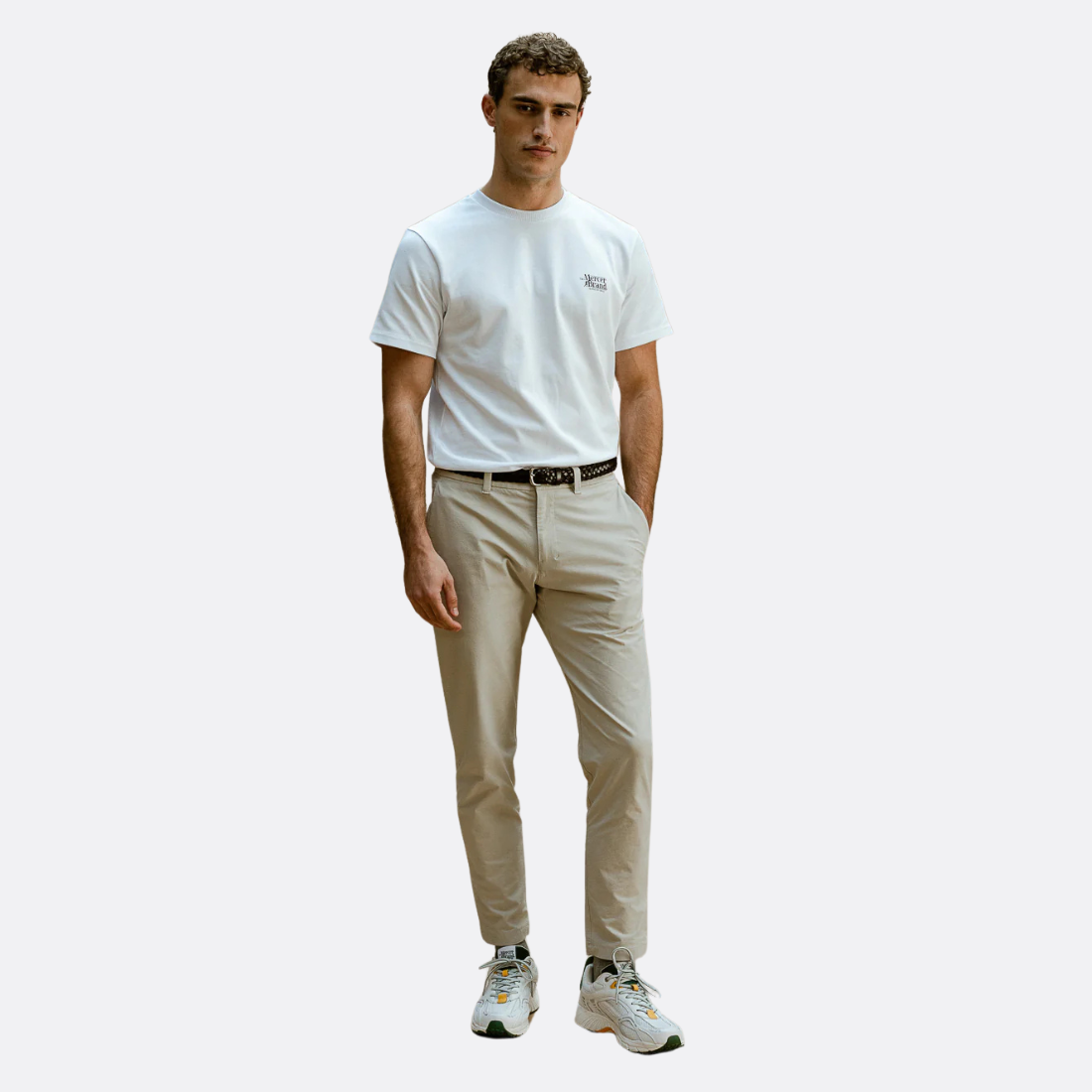 <PRODUCTTITLE> in White by Mercer.