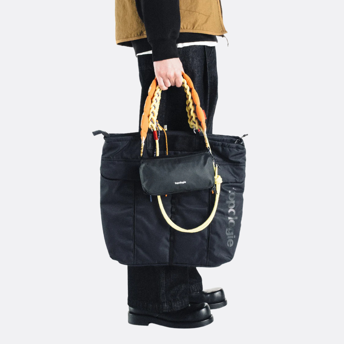 <PRODUCTTITLE> in Black by Topologie.