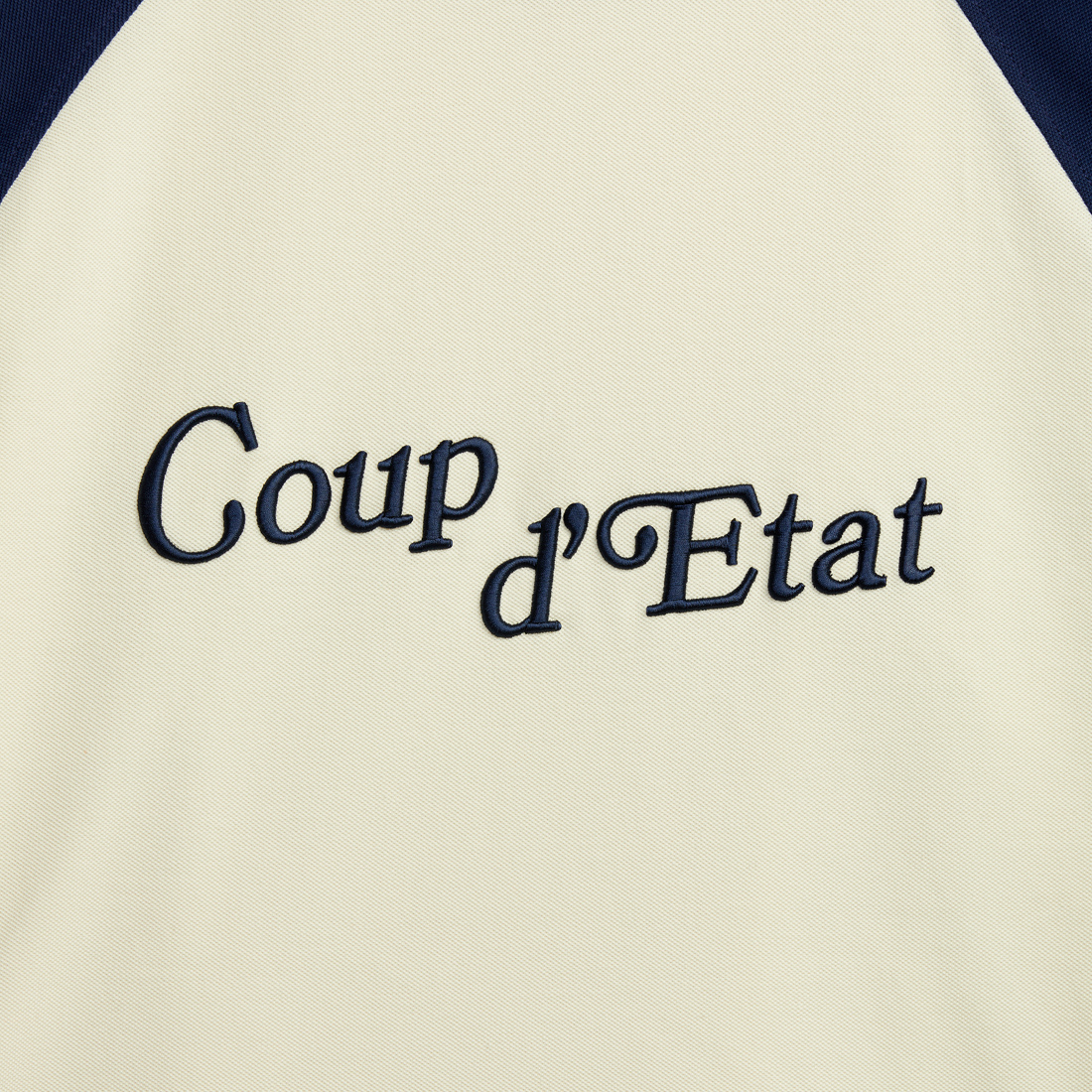 <producttitle> en Multi par Coup D Etat.