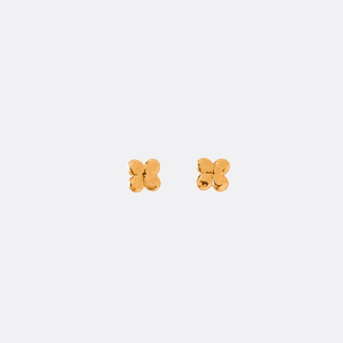 Laeta Stud Earrings