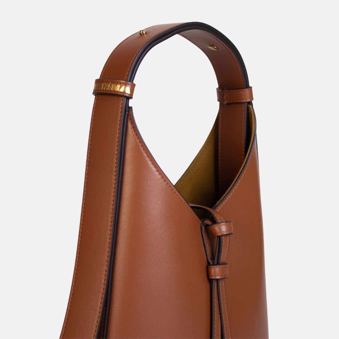 <producttitle> en marron par Marìna Brand.